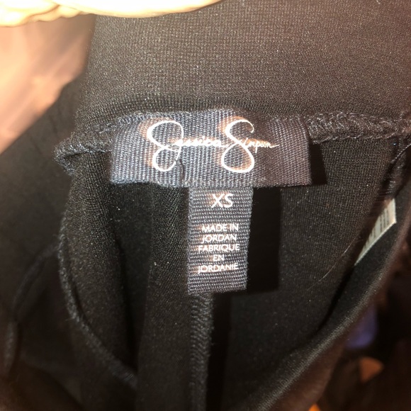 These pants are so fine!!!! - Picture 3 of 3